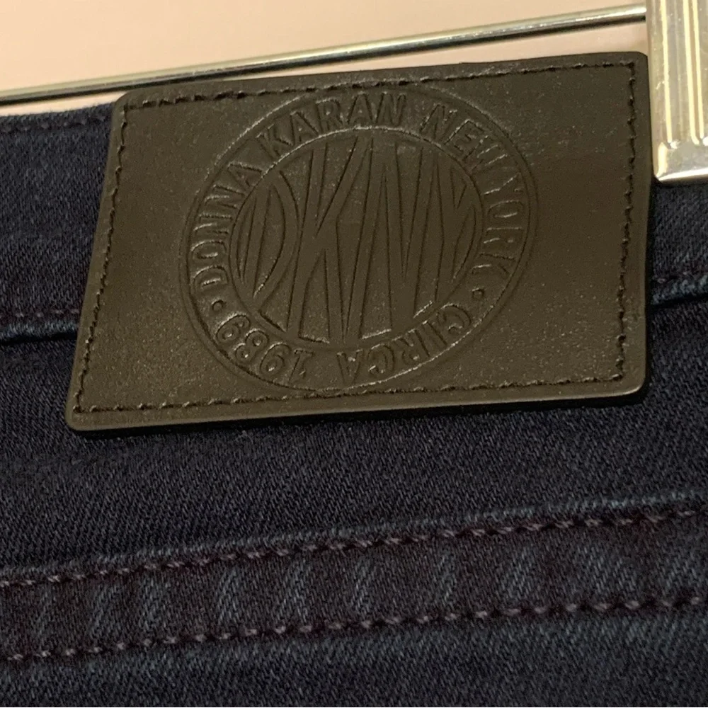 ♦️ NWT DKNY Donna Karen Dark Blue Denim Skinny Jeans Size 29 High Rise - Picture 6 of 8